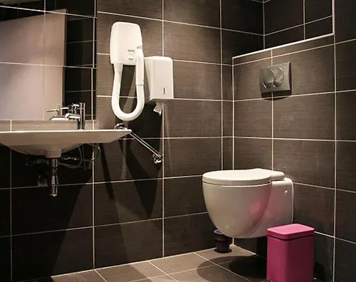 Oops! Latin Quarter By Hiphophostels *