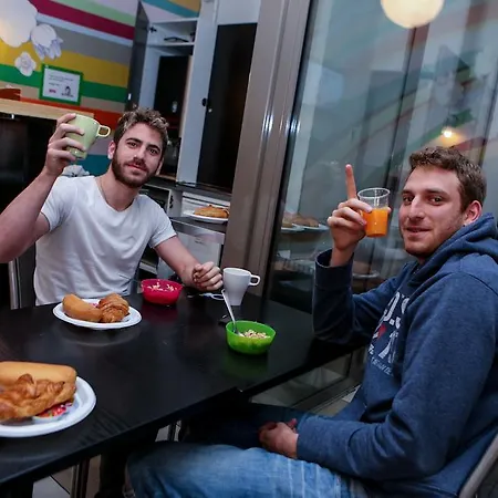 ホステル ウープス! ラテンクォーター バイ ヒップホップホステルズ