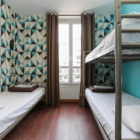 ウープス! ラテンクォーター バイ ヒップホップホステルズ